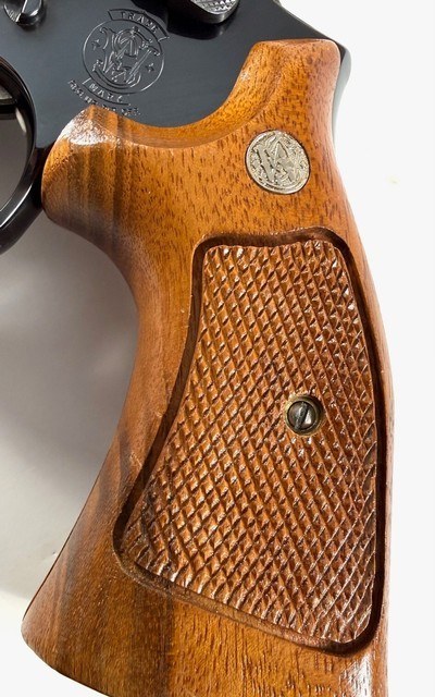 **NICE** Smith and Wesson S&W model 17 dash 6 with 6