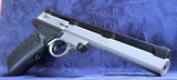 **NEAR NEW** Smith and Wesson S&W model 22S Semi Auto pistol 22 LR Long Rifle Original case and 2 mags - Image 3 of 17