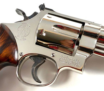 **BEAUTIFUL** 1979 NICKEL Smith and Wesson S&W model 29 dash 2 P&R with 4