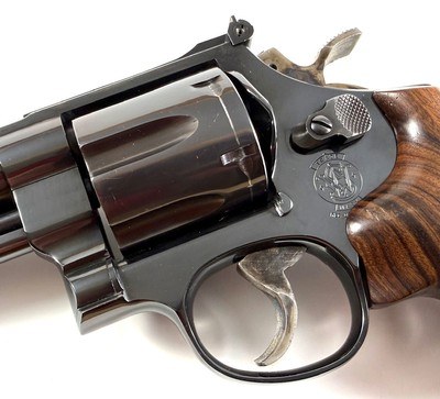 Smith and Wesson S&W model 29 dash 5 with 6