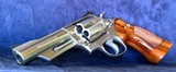 **RARE** Beautiful 1987 Smith and Wesson S&W model 657 NO DASH 4