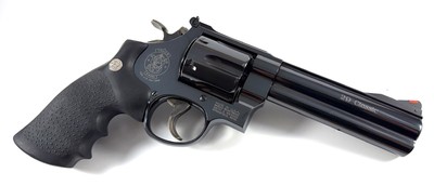 **FANTASTIC** Smith and Wesson S&W 29 dash 5 Classic 44 mag with RARE 5