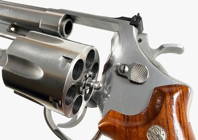 **OUTSTANDING** Smith and Wesson S&W 629 dash 1 with 6