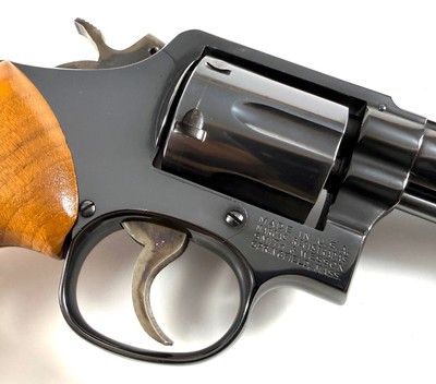 **COLLECTOR** 1980 Smith and Wesson S&W model 10-8 M&P with 3