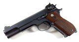 **WOW** 1961ish Smith and Wesson S&W NO DASH 