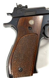 **WOW** 1961ish Smith and Wesson S&W NO DASH 