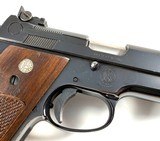 **WOW** 1961ish Smith and Wesson S&W NO DASH 