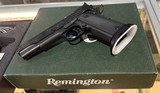 Remington 1911 R1 Tomasie Custom.40 - 2 of 5