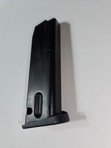 Beretta92 FSpistol - 11 of 12