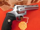 Colt Anaconda 44 Mag 6 inch w/Box & Paperwork - 8 of 14