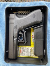 Glock Model 17 Gen 2 - 1 of 14