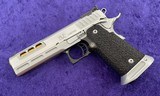 STI DVC Limited 2011 Double Stack 9mm TiN Barrel Pre Staccato Hiviz IPSC - 2 of 13