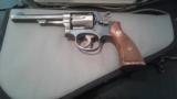 Smith & Wesson Model 10 - 1 of 12