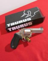 TAURUS TRACKER 44 MAG BEAR GUN - 1 of 6