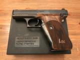 HK P7 PSP with 3 Magazine, manual, wood grips, and orig black grips - 3 of 7