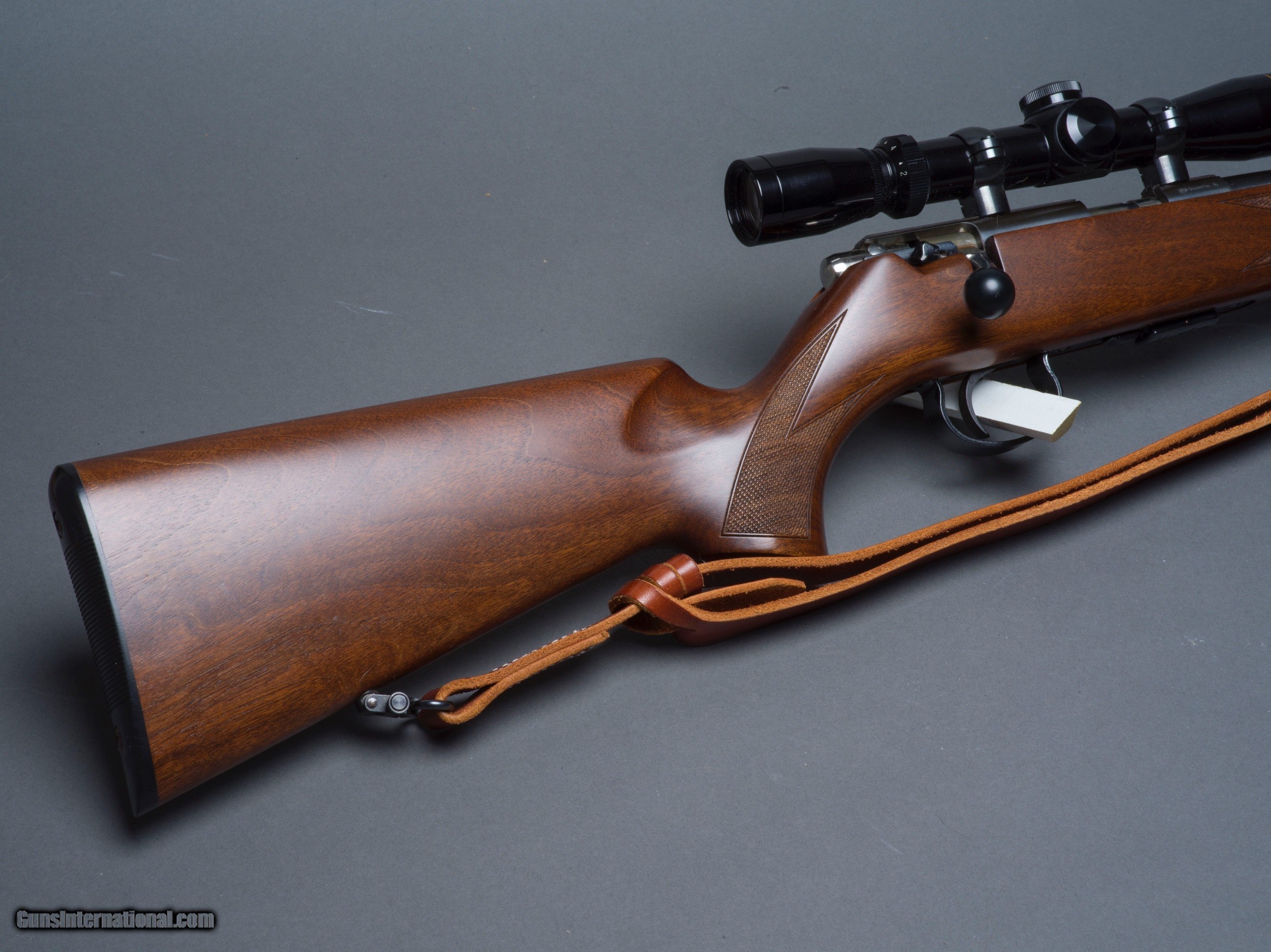 ANSCHUTZ 1416 D KL WALNUT CLASSIC 22LR with LEUPOLD VX-1 RIMFIRE SCOPE