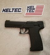Kel-Tec PistolPMR 30 22 mag 99.9% condition Plus Extras - 1 of 7