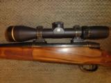 Custom Shop Weatherby Mk V Deluxe in .257 Weatherby - 13 of 14