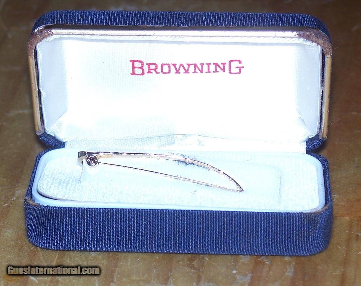 BROWNING tie clip, fly fishing rod, from 1960's