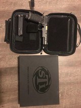 STI DVC 3GUN 2011 9mm - 2 of 7