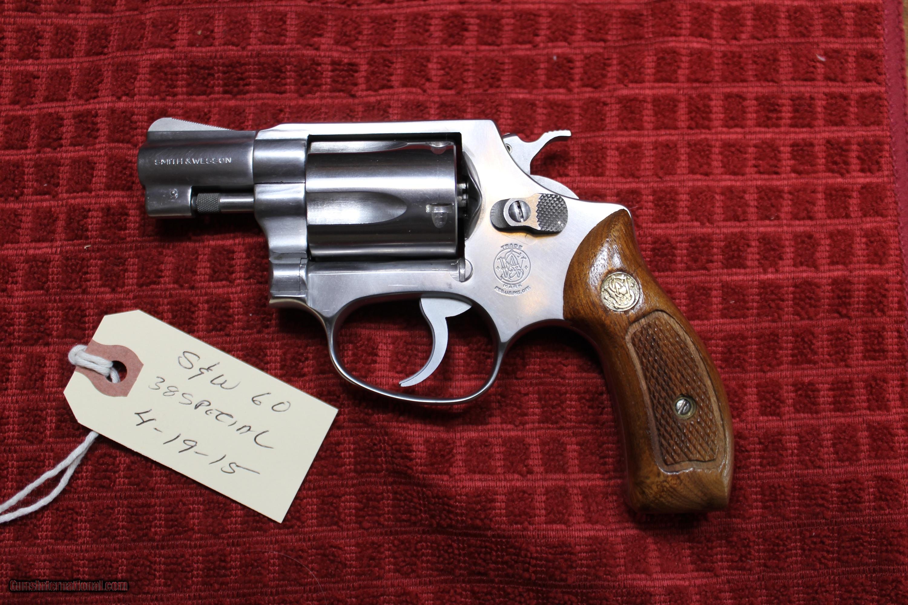 Smith And Wesson Sandw Stainless Steel 5 Shot Model 60 38 Special Revolver Images And Photos 9929