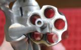 Smith & Wesson S&W Stainless Steel 5 Shot Model 60 38 Special Revolver
- 20 of 25