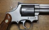 Smith & Wesson 686 No Dash CS-1 4" Stainless Steel 6 Shot 357 Magnum Revolver - 4 of 25