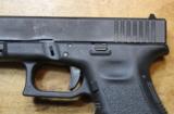 Glock 19 9mm with One 10 Round Magazine - 11 of 25