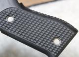 Hogue SIG Sauer P225 or P6 G10 Extreme Series Black Grips - 9 of 25