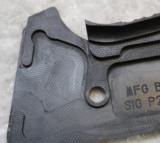 Hogue SIG Sauer P225 or P6 G10 Extreme Series Black Grips - 16 of 25