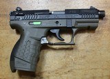 Walther P22 22LR with Threaded Barrel and 3 magazines - 4 of 25