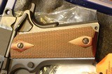 Colt 1911 (1991) Combat Commander 9mm Blue 04610 - 6 of 25