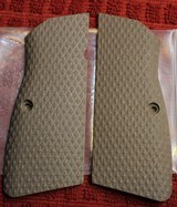 VZ we think Synthetic Browning Hi Power BHP Grips for 9mm or 40 S&W Plastic or Similar Firearm. - 1 of 4