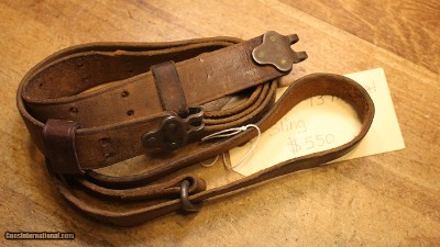 WW2 USGI Original U.S. WWII M1907 Leather Sling marked Boyt 43