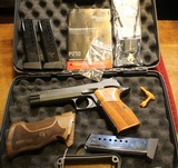 sig sauer p210 target handgun chambered in 9mm sku: 210a 9 tgt upc: 798681544752