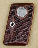 COLT 1908 MODEL N Vest Pocket .25ACP Deluxe Checkered Walnut Grips - 3 of 5