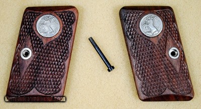 COLT 1908 MODEL N Vest Pocket .25ACP Deluxe Checkered Walnut Grips