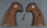 Colt Factory Officers Model Match / Trooper / 3-5-7 Model Generation 1 Target Grips