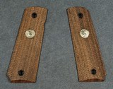 COLT FACTORY SERIES '70 FULL-SIZE GRIPS