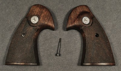 COLT FACTORY OFFICERS MODEL MATCH / TROOPER / 3-5-7 MODEL 2nd GENERATION TARGET GRIPS
