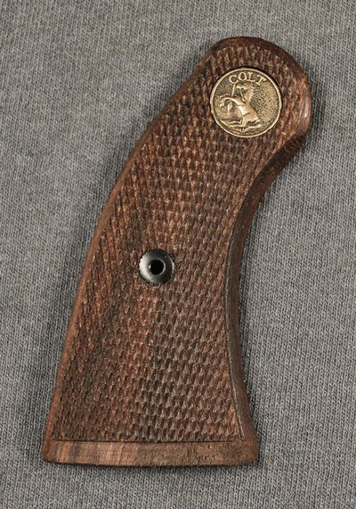 Colt Police Positive / Police Positive Special Narrow-Butt Checkered Walnut Grips - Image 2 of 7