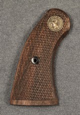 Colt Police Positive / Police Positive Special Narrow-Butt Checkered Walnut Grips - 2 of 7