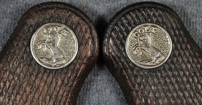 COLT FACTORY POLICE POSITIVE / POLICE POSITIVE SPECIAL / DETECTIVE SPECIAL PRE-WAR WALNUT GRIPS - Image 4 of 4