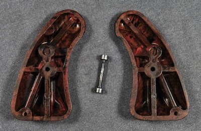 Colt Factory Detective Special / Cobra Coltwood Service Grips - Image 4 of 8