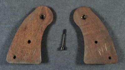 COLT FACTORY 1st ISSUE AGENT and COURIER GRIPS - Image 4 of 7