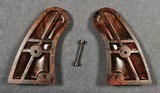 COLT FACTORY OFFICIAL POLICE / OFFICERS MODEL COLTWOOD GRIPS - Image 2 of 4