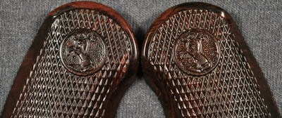COLT FACTORY OFFICIAL POLICE / OFFICERS MODEL COLTWOOD GRIPS - Image 4 of 4