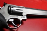 Taurus Raging Bee - 2 of 9