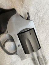 SCARCE Smith & Wesson Model 331 Airlite TI 32 H&R Magnum 1999-2003 Excellent - 15 of 15
