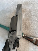 SCARCE Smith & Wesson Model 331 Airlite TI 32 H&R Magnum 1999-2003 Excellent - 3 of 15